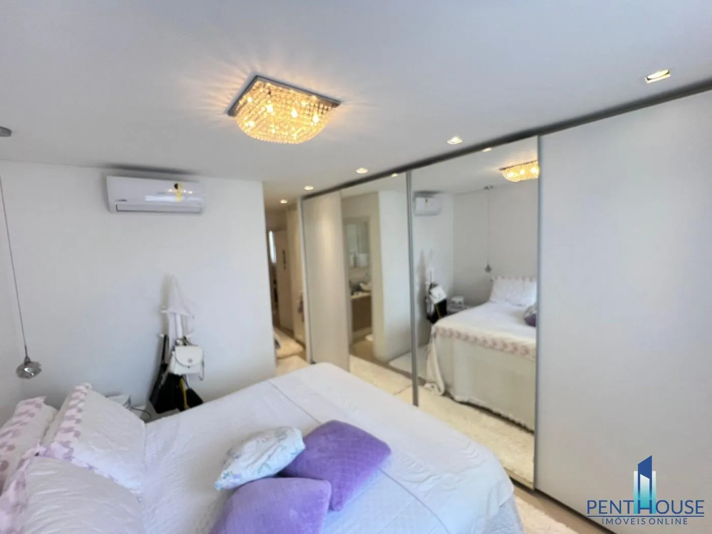 Imagem Apartamento Zona Central para Venda em Balneário Camboriú, CENTRO, 3 dormitórios, 3 suítes, 4 banheiros, 3 vagas