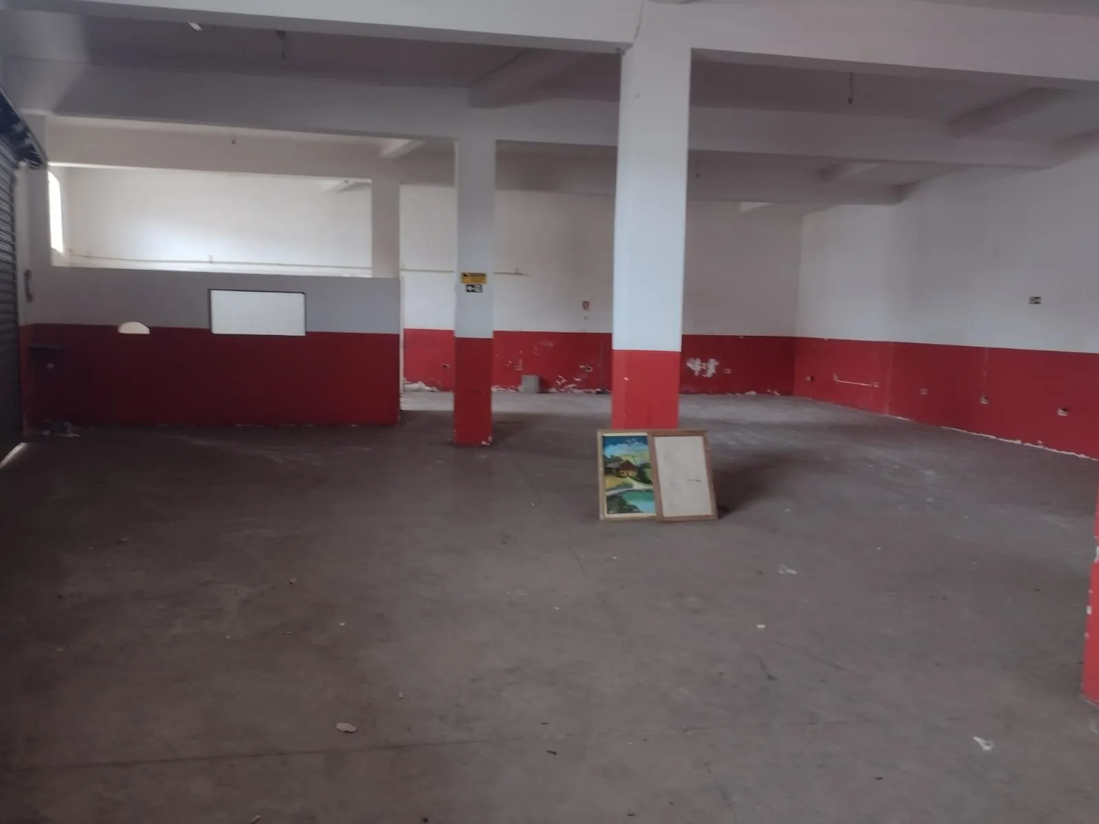 Imagem Galpão de Esquina com 222,50m² Localizado no JD Copaiba