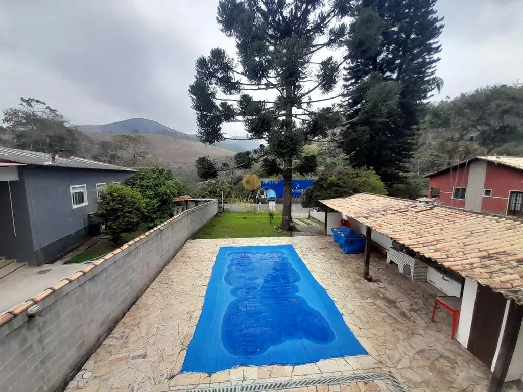 Imagem Casa para Venda em Teresópolis / RJ no bairro Pessegueiros