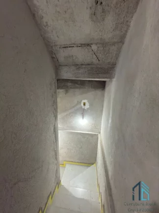 Imagem Sobrado 03 quartos sendo uma suíte, terraço, no Capão da Imbuia em Curitiba PR