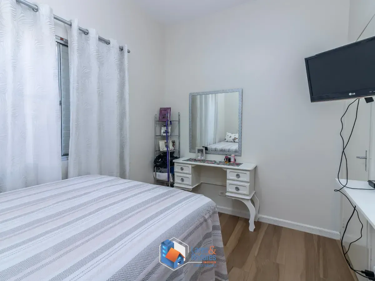Imagem Casa para venda em Jardim Peri com 3 quartos, sendo 1 suíte, 216m²