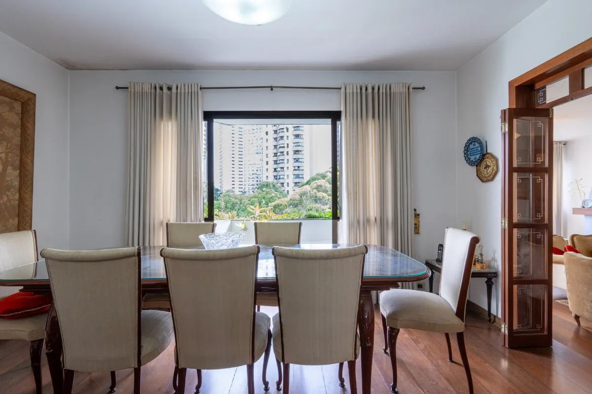 Imagem Apartamento para venda em Vila Andrade com 4 quartos, sendo 3 suítes, 200m2