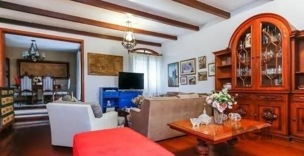 Imagem Casa sobrado no Jardim do Salso de 4 dormitórios e 3 vagas