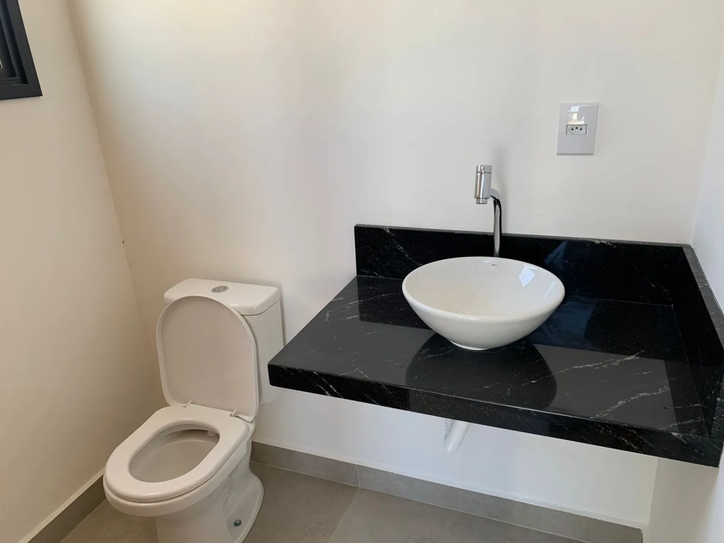 Imagem Casa à venda 3 Quartos, 1 Suite, 2 Vagas, 300M², Bairro do Grama, Caçapava - SP | Condomínio Terras do Vale