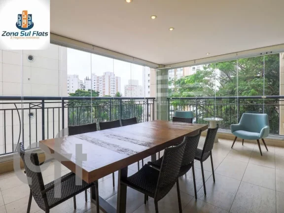 Imagem Apartamento Alto Padrão à Venda Em Moema Com 3 Suítes e 5 Vagas