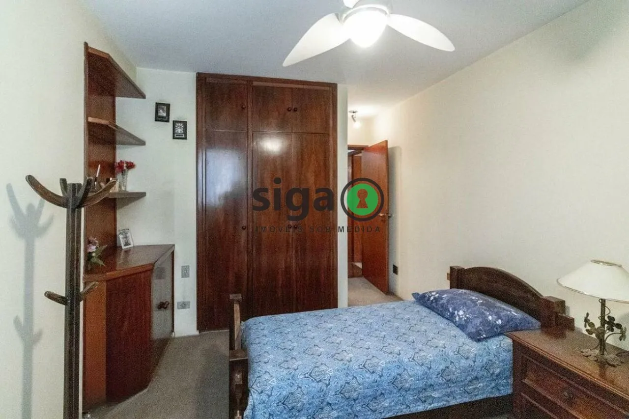 Imagem Apartamento em Moema de 4 Quartos com 4 Vagas - 275m² à Venda.