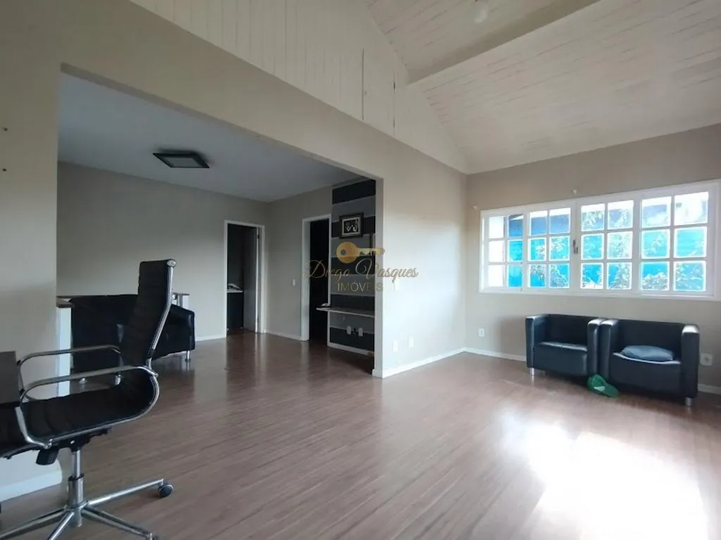 Imagem Casa em Condomínio para Venda em Teresópolis / RJ no bairro Albuquerque