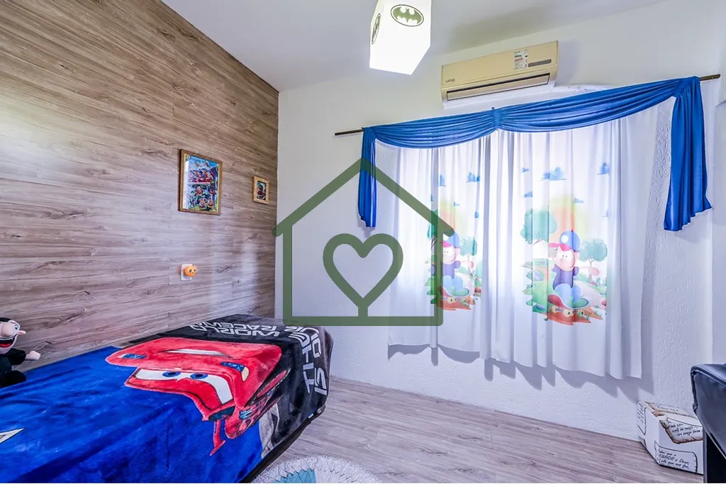 Imagem Apartamento à venda no bairro Sarandi 
 
Amplo e aconchegante, este imóvel conta com 3 dormitório...