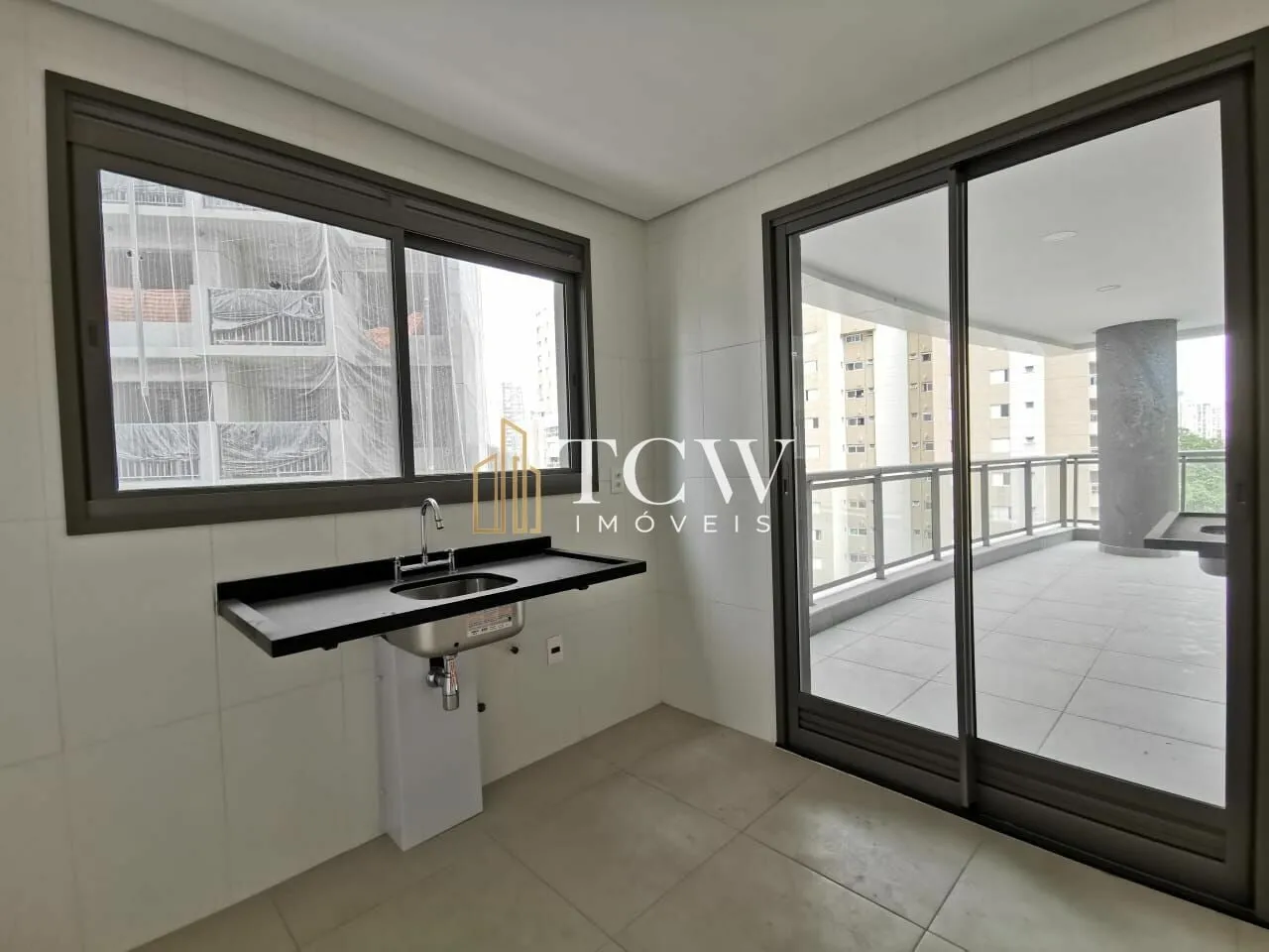 Imagem Apartamento Padrão 3 dorm no Itaim Bibi