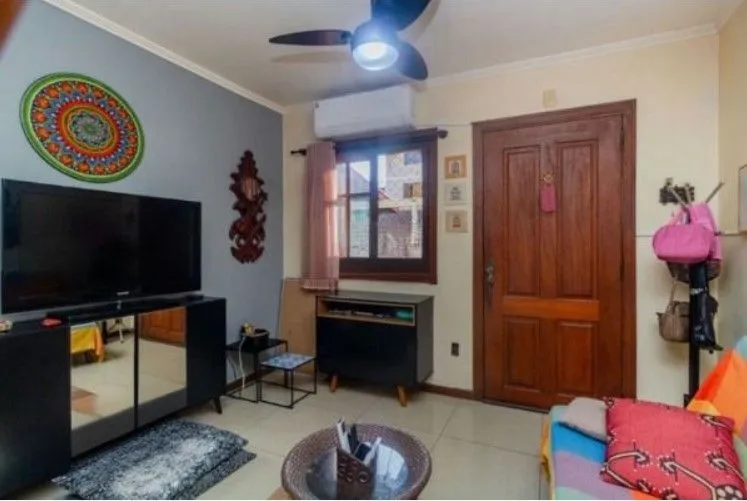 Imagem Casa em condomínio 3 dormitórios ´- Bairro Camaquã