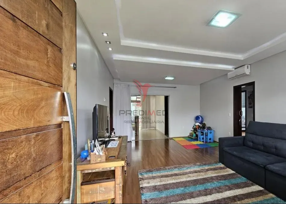 Imagem Casa semi mobiliada. Suíte mais dois quartos