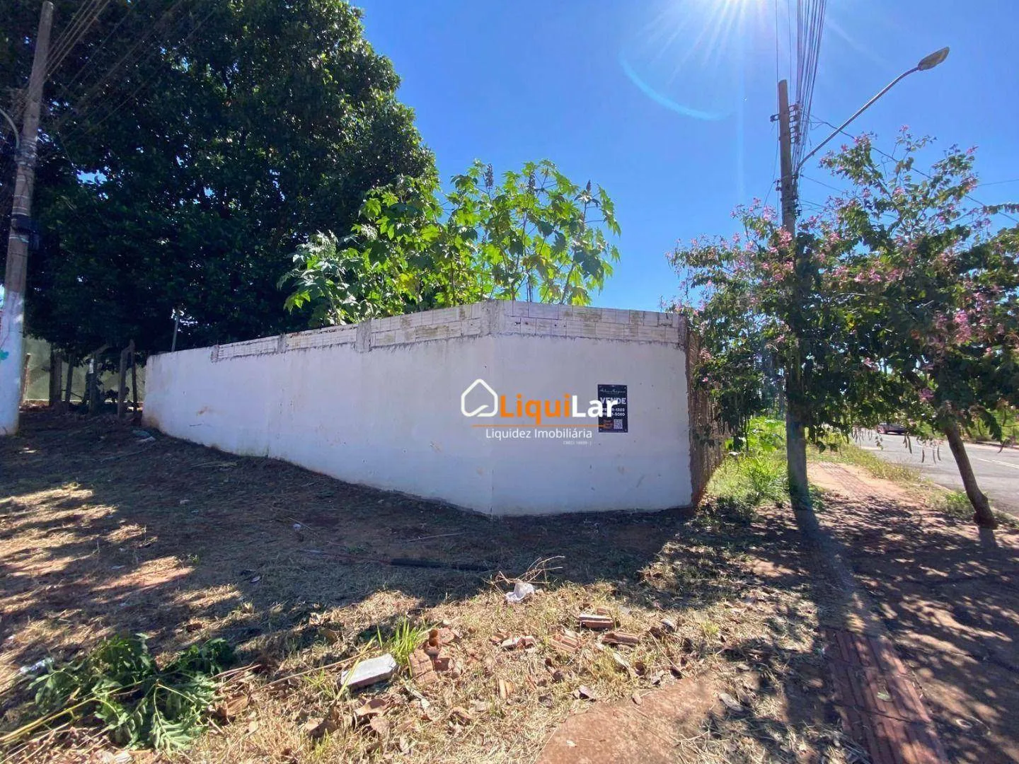 Foto do imóvel Oportunidade Única: Terreno de Esquina no Parque dos Poderes com Potencial de Valorização!