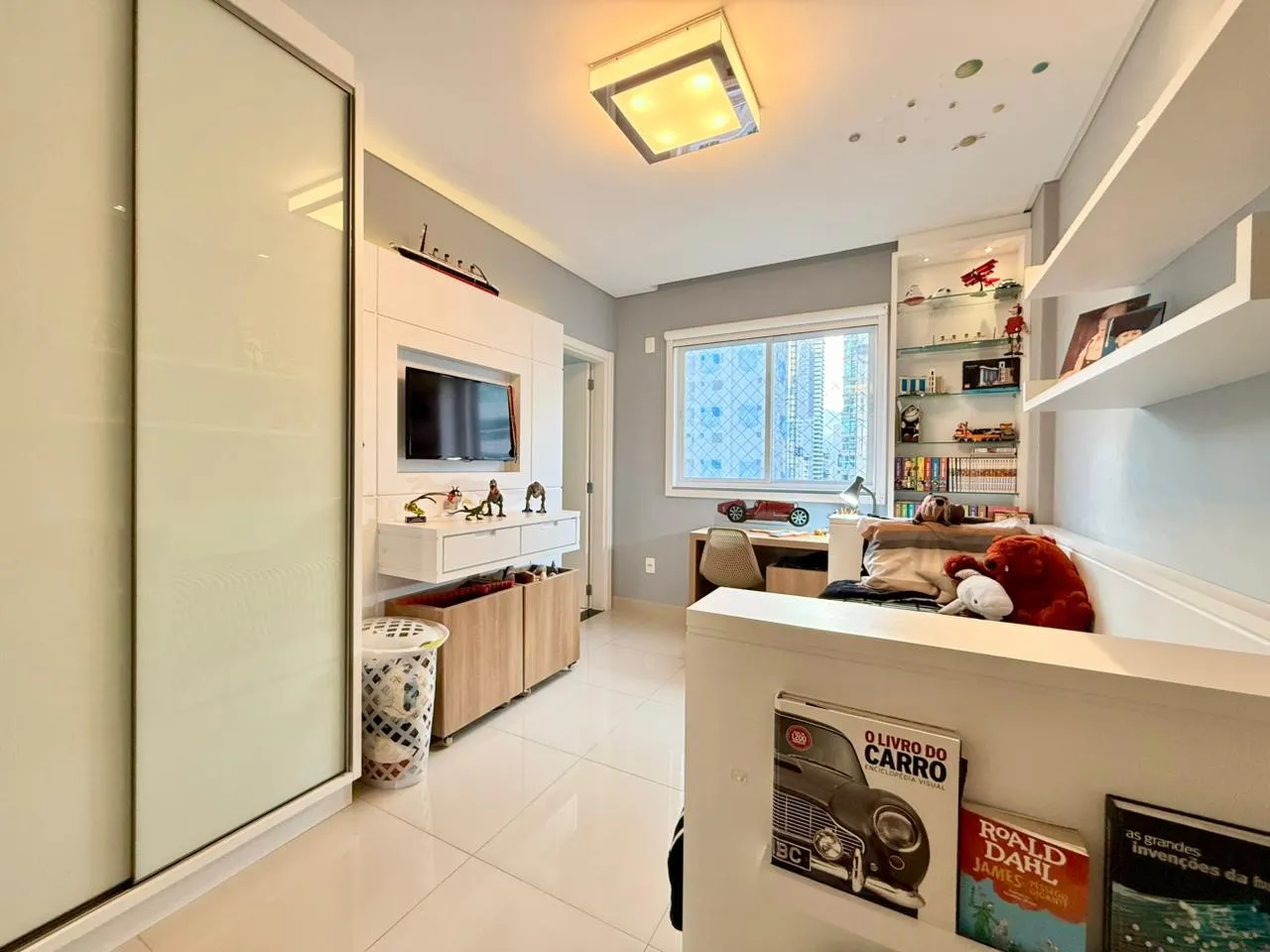 Imagem Apartamento à venda com 121m2 por R$ 2.862.000,00