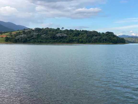 Imagem Chácara Joanópolis Pé na Água 3.000 m²!!