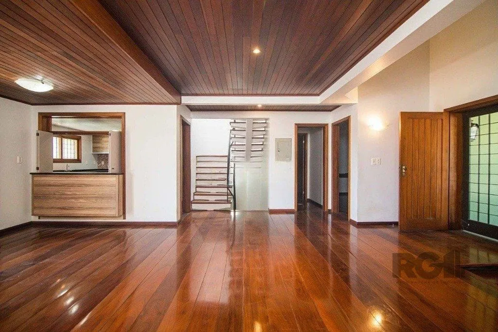 Imagem Casa para Venda - 443m², 3 dormitórios, 4 vagas - Alto Petrópolis