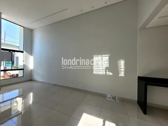 Imagem Excelente casa no Condomínio Heimtal Park com 3 dormitórios (1 suíte), sala e cozinha integradas, 2 banheiros e 1 vaga em terreno de 150m².