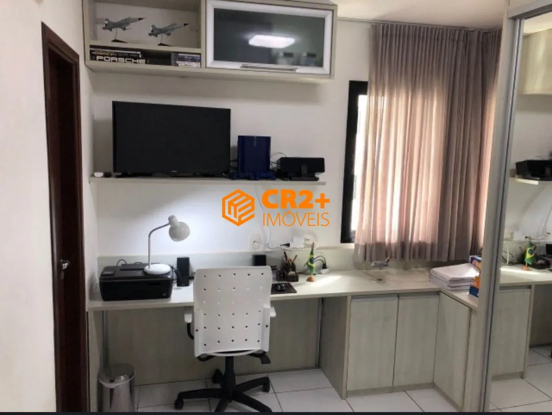 Imagem Vendo apartamento em Setúbal com 4 quartos, 3 vagas de garagem com dependência d