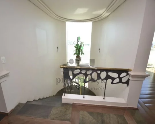 Imagem Cobertura sendo 4 suites, varandas, 5 vagas de garagem, com vista panorâmica, em uma das melhores r...