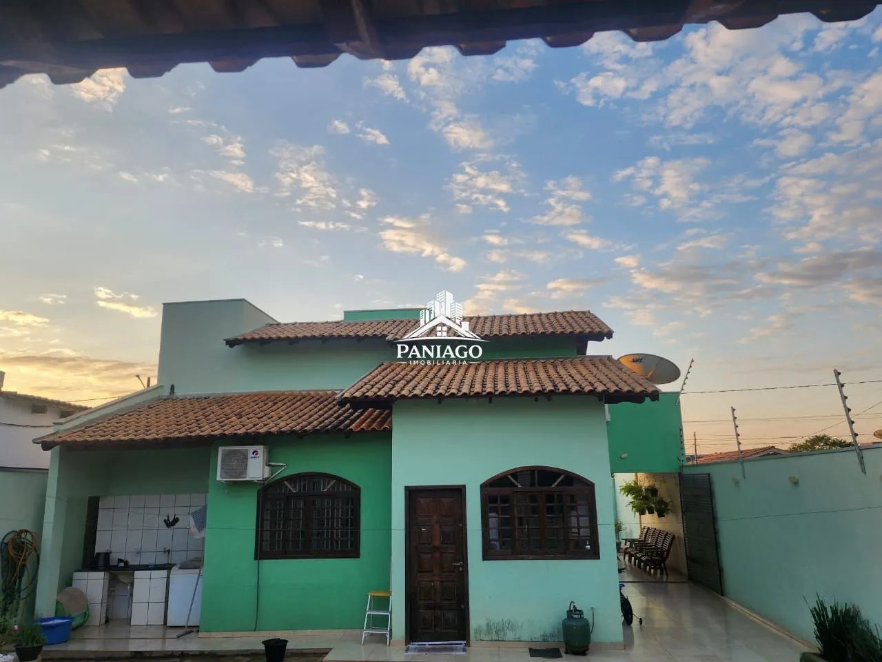 Imagem CASA COM 2/4 SENDO UMA SUITE NO BAIRRO CRISTO REI VG