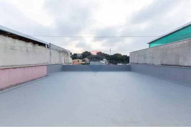 Imagem Casa bem localizada com 4 dormitórios, 2 vagas de garagem.
