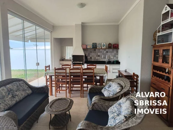 Foto do imóvel Linda casa à venda com 3 suítes com closet inteira climatizada no Condomínio Palmeiras Imperiais em Salto SP