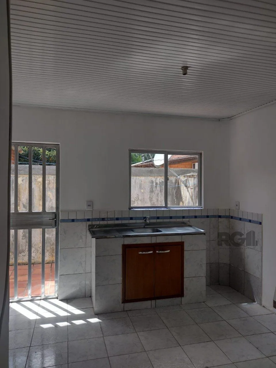 Imagem INVESTIMENTO - RESIDENCIAL COM 4 CASAS A VENDA EM ESTEIO