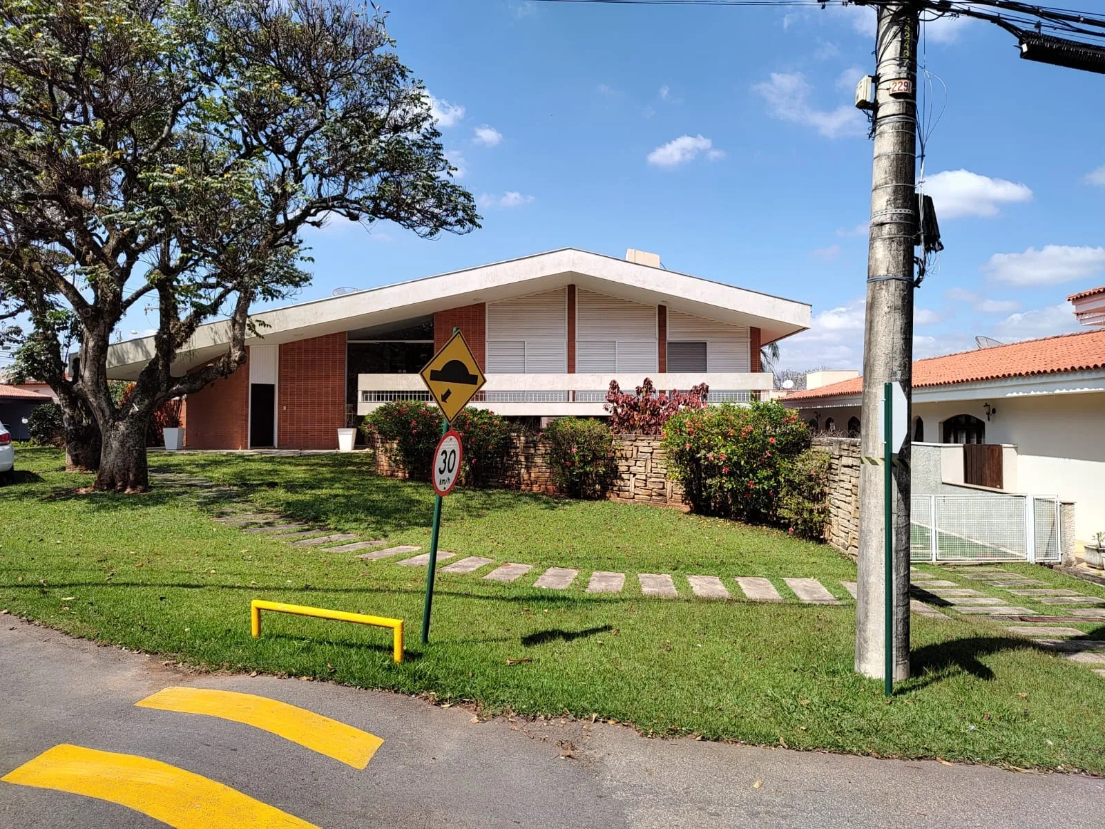 Foto do imóvel Magnífico Sobrado para Locação no Portal de Itu em CONDOMÍNIO PORTAL DE ITU, ITU - SP