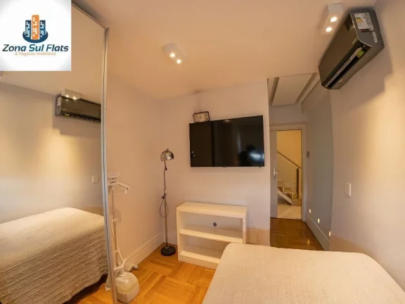 Imagem Cobertura Duplex Impecável à Venda Em Moema Com 4 Suítes e 3 Vagas