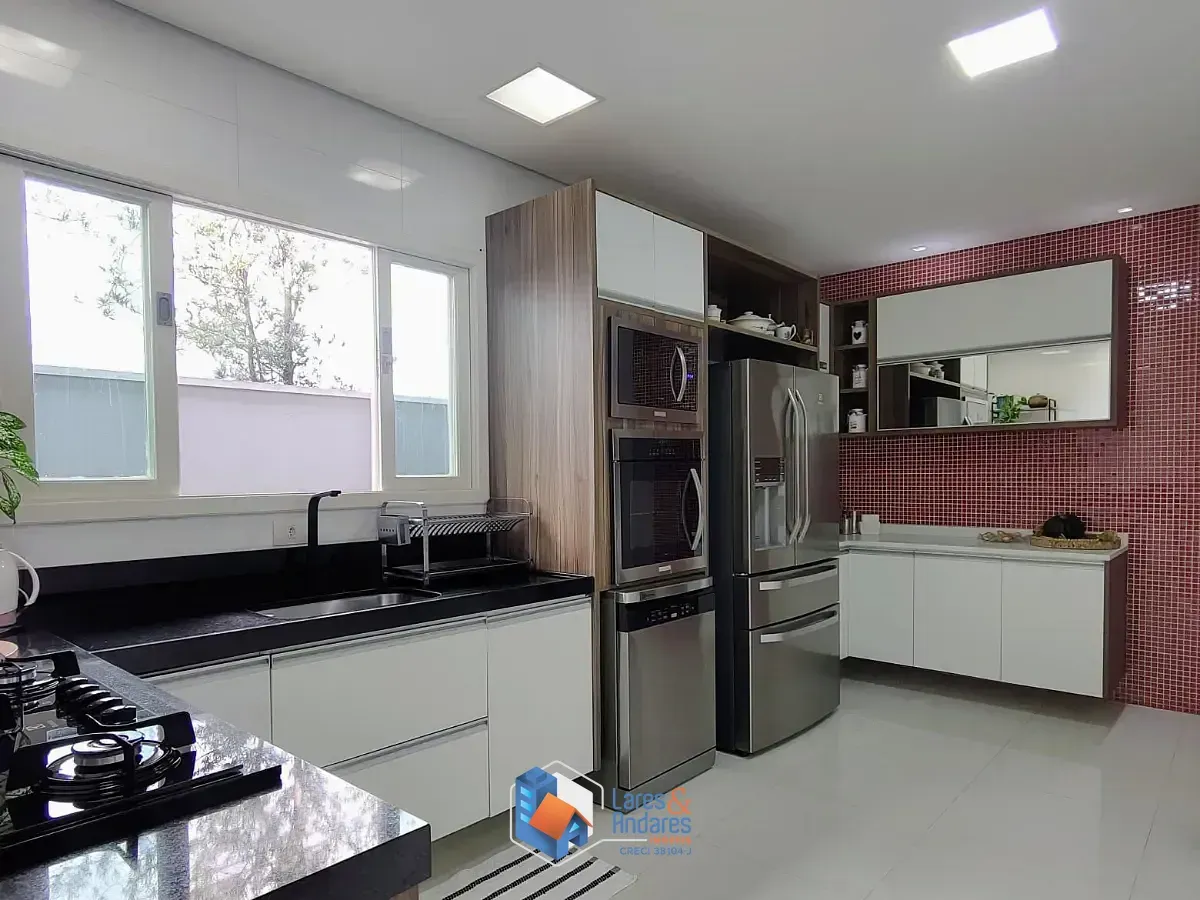 Imagem Casa para venda em Pirituba com 3 quartos, sendo 1 suíte, 252m²