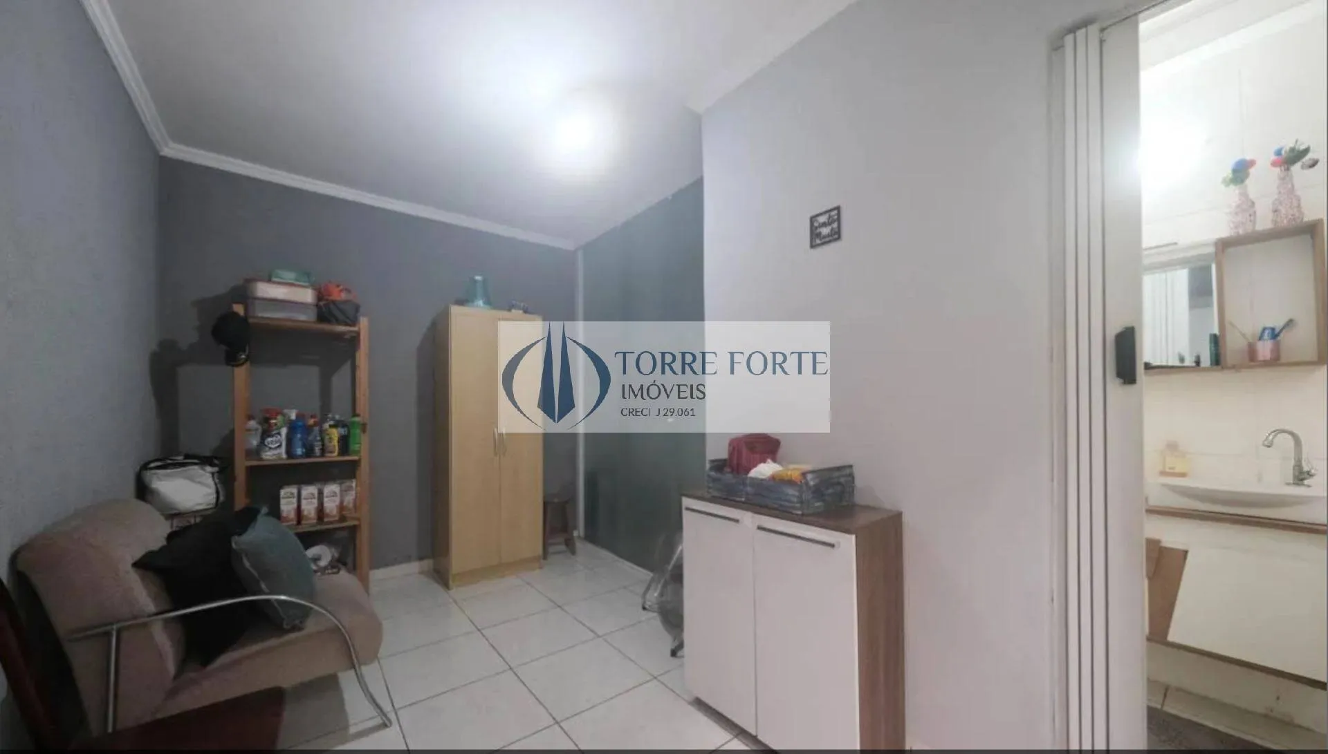 Imagem Sobrado com 3 dormitorios 1 suite 1 vaga , varanda no Parque Savoi City.