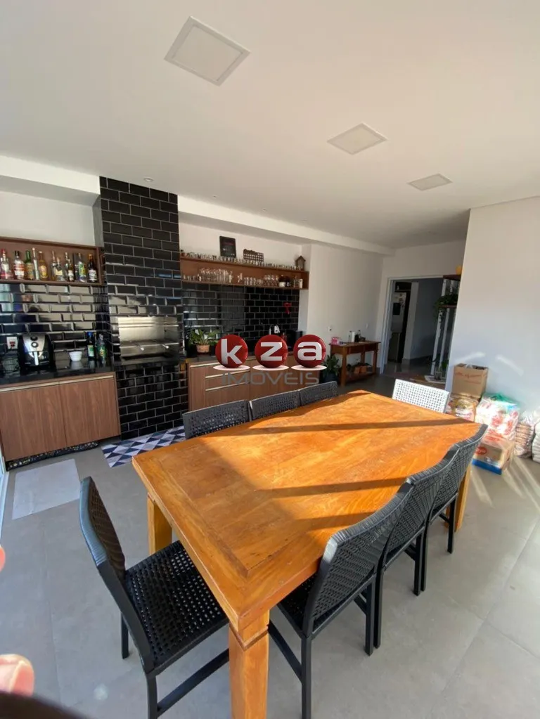 Imagem Casa em Condomínio de Luxo em Valinhos-SP - 3 Quartos, 1 Suíte, 3 Salas, 3 Banheiros, 4 Vagas - Jardim São Marcos - 268m².