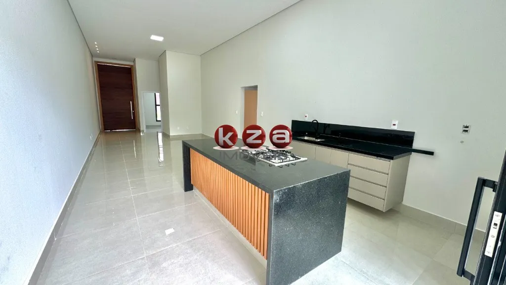 Imagem Linda casa térrea a venda no Condomínio Bosque da mata em Valinhos-SP, 3 suítes, 2 salas, 5 banheiros, 4 vagas, piscina, 197m²