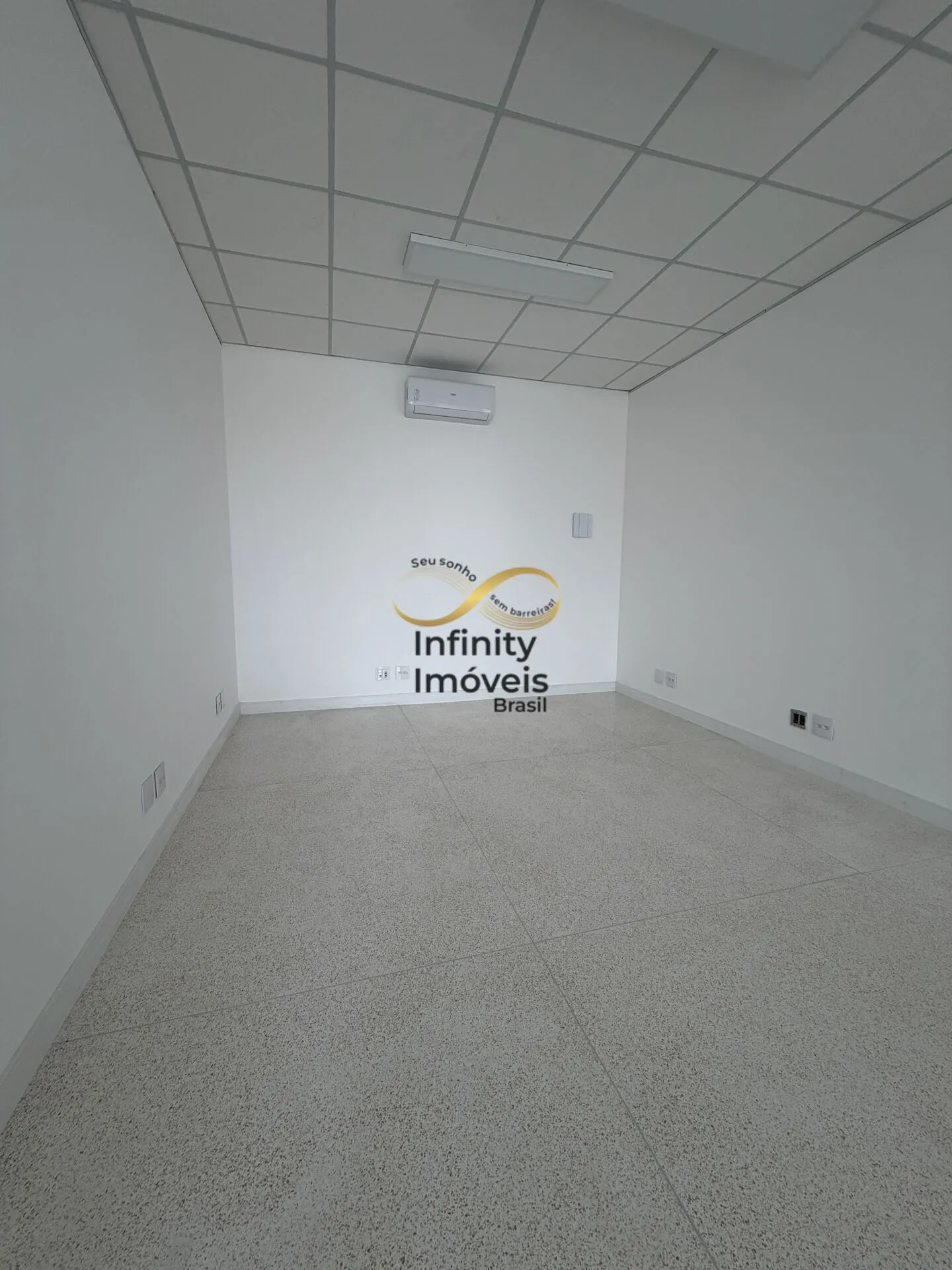 Foto do imóvel Sala comercial para alugar no bairro Castelo - Belo Horizonte/MG