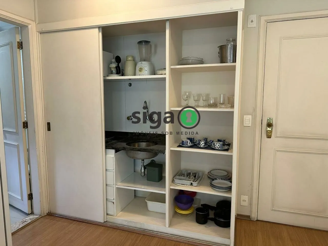 Imagem Flat mobiliado 1 dorm Jd Europa