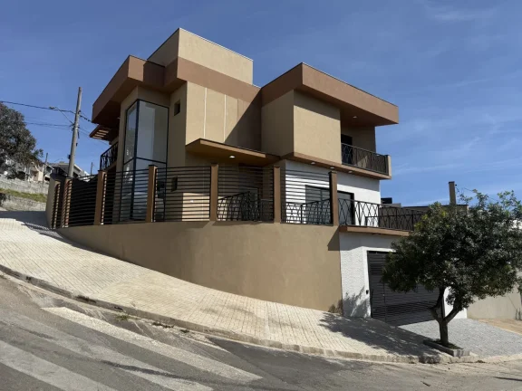 Imagem Casa de Esquina com Vista pra Mata - Portal dos Ipês