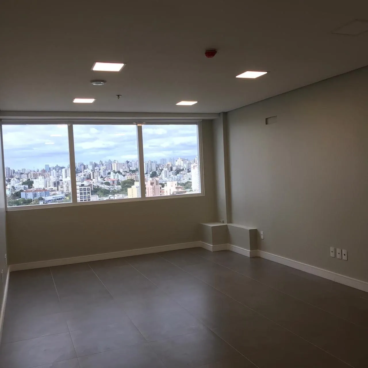 Imagem Conjunto/Sala para Venda - 38m², 0 dormitórios, Santana