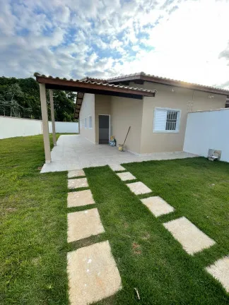 Imagem Casa com 2 Quartos à Venda, 69 m² em Jd. São João - Itanhaém