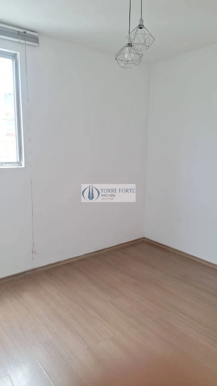 Imagem Lindo Apartamento com, 2 dormitórios na Vila Esperança