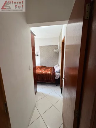 Imagem Imperdível: Apartamento de 2 quartos na Ocian, Praia Grande-SP, com 69m², suíte e vaga de garagem!