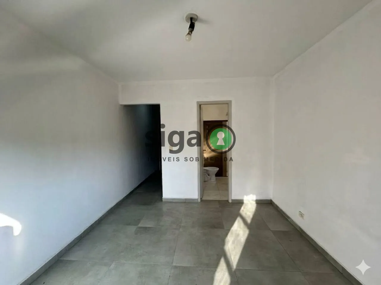 Imagem Sobrado com 3 Dormitórios (1 Suíte) e 2 Vagas no Morumbi - São Paulo/SP