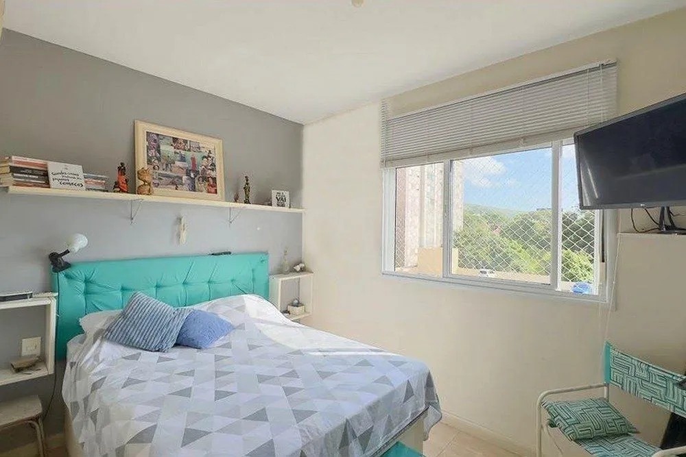 Imagem Apartamento de 3 dormitórios à venda no Bairro Teresópolis, Porto Alegre.