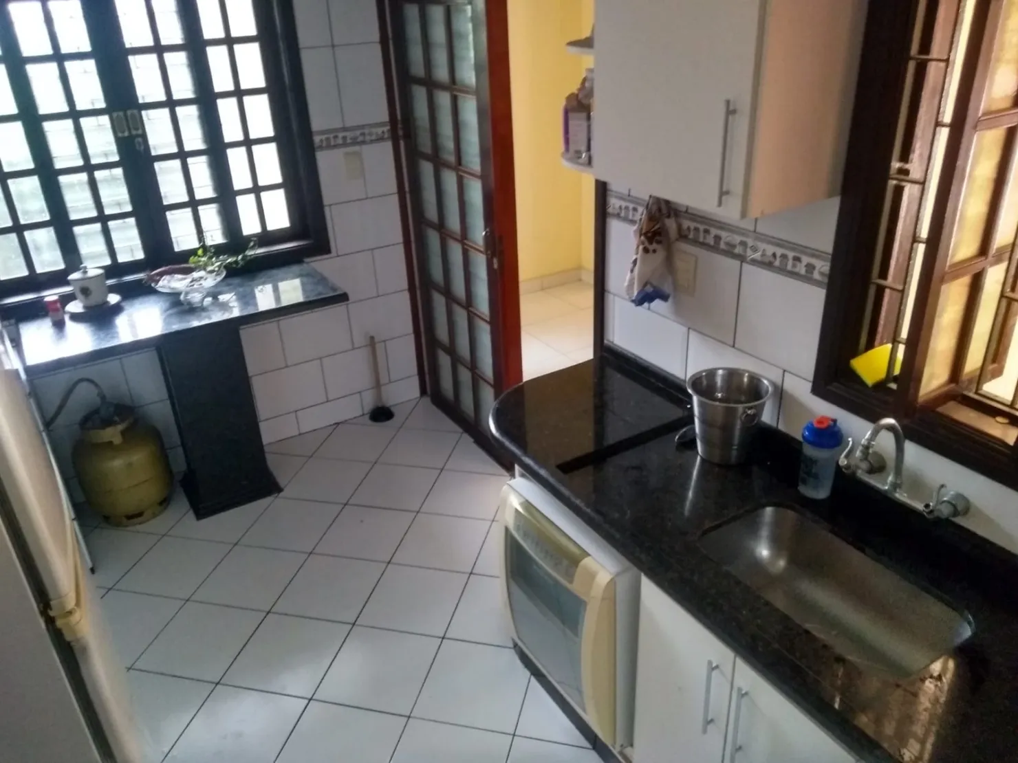 Imagem Casa à venda 3 Quartos, 1 Suite, 3 Vagas, 250M², Jardim Mariana, Pindamonhangaba - SP