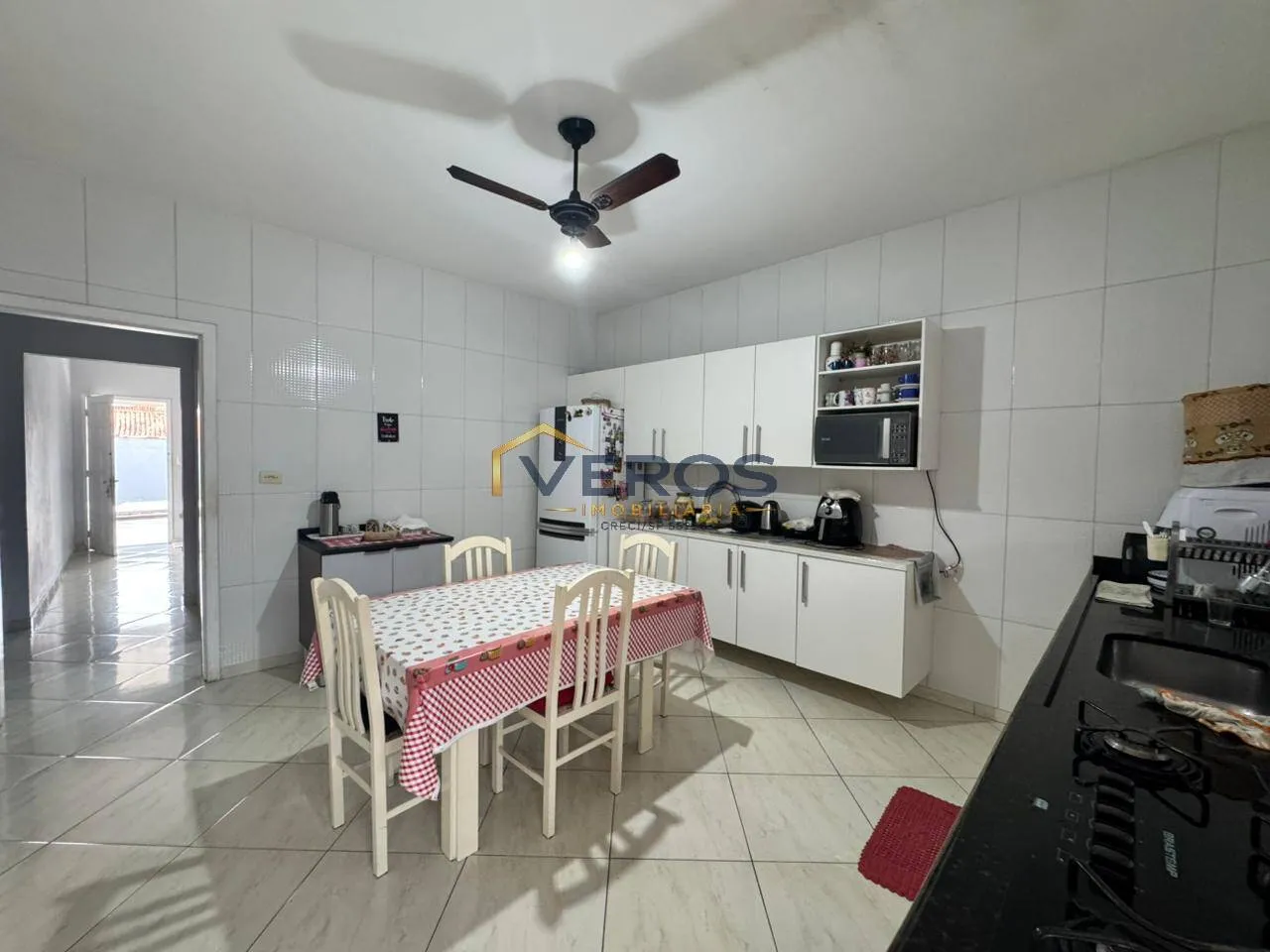 Imagem Casa com amplo terreno no Jardim Britânia - Caraguatatuba