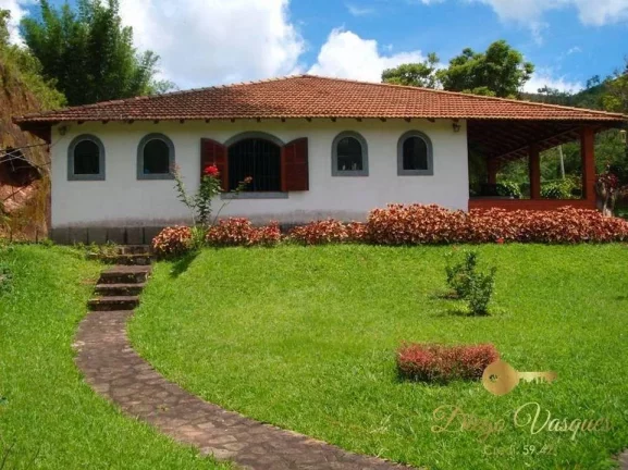 Imagem Sítio para Venda em Teresópolis / RJ no bairro Santa Rosa