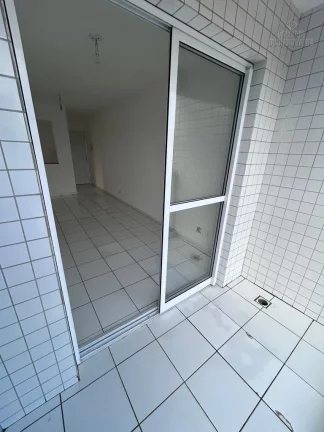Imagem Caiçara te chama: apartamento a 820m da praia por R$ 280 mil