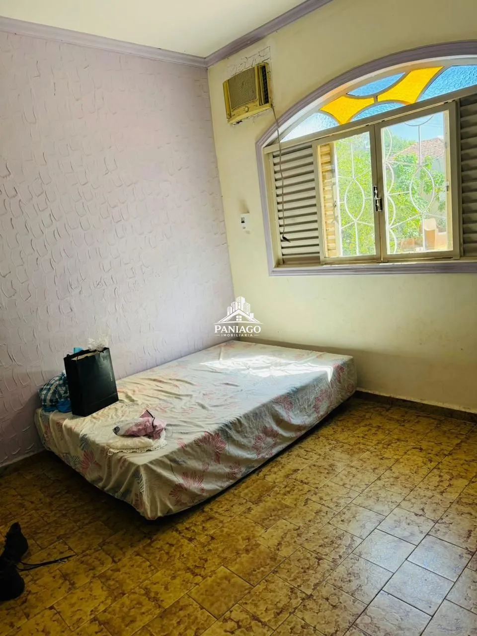 Imagem Casa com 5 quartos sendo 3 suites e 2 salas amplas