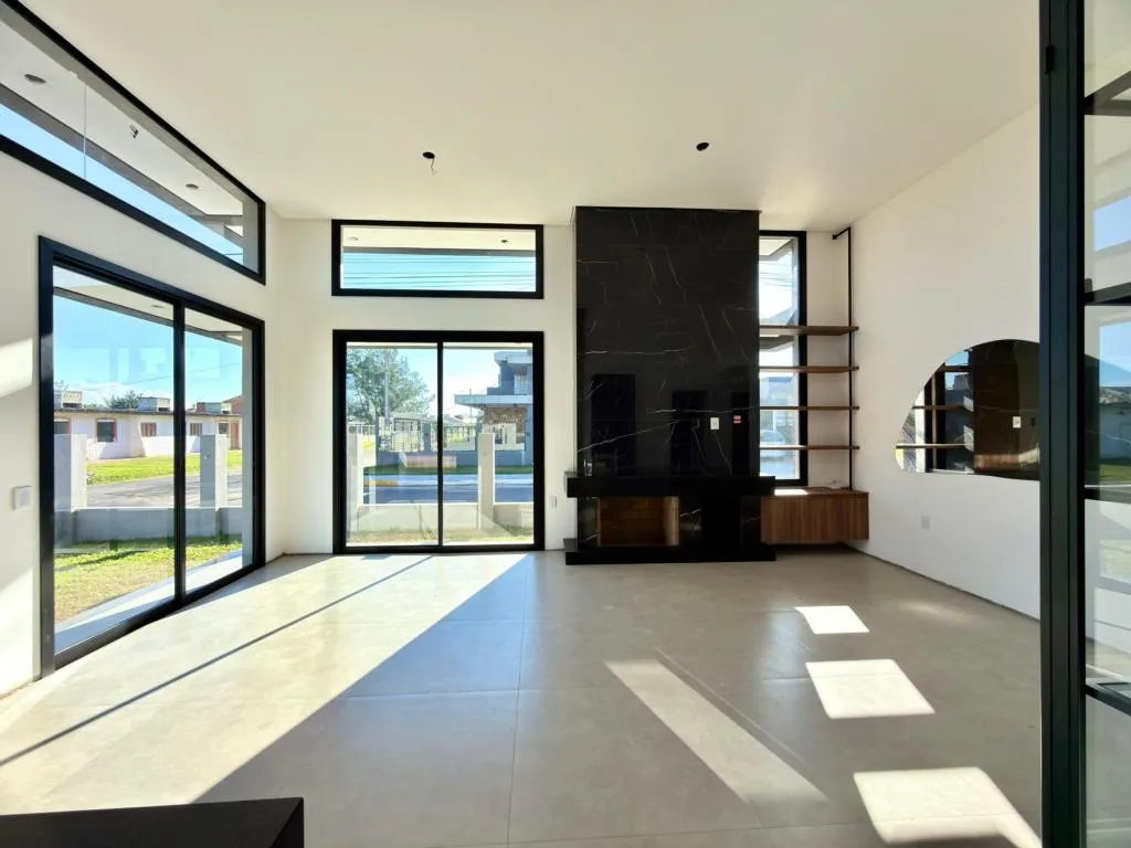 Imagem Casa 3 Dormitórios - Bairro Jardim Beira Mar