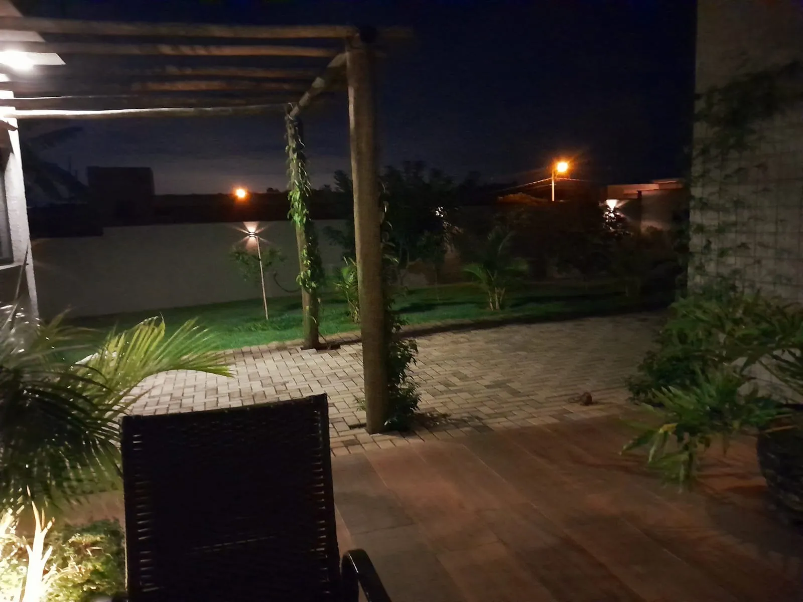 Imagem Luxuosa Casa no Condomínio Ecoresidencial Jequitibá ? 3 Suítes, Piscina, Academia e Muito Mais