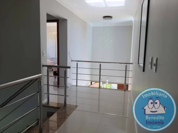 Imagem Vendo Triplex Exclusivo com Vista Mar e Excelente Acabamento!
