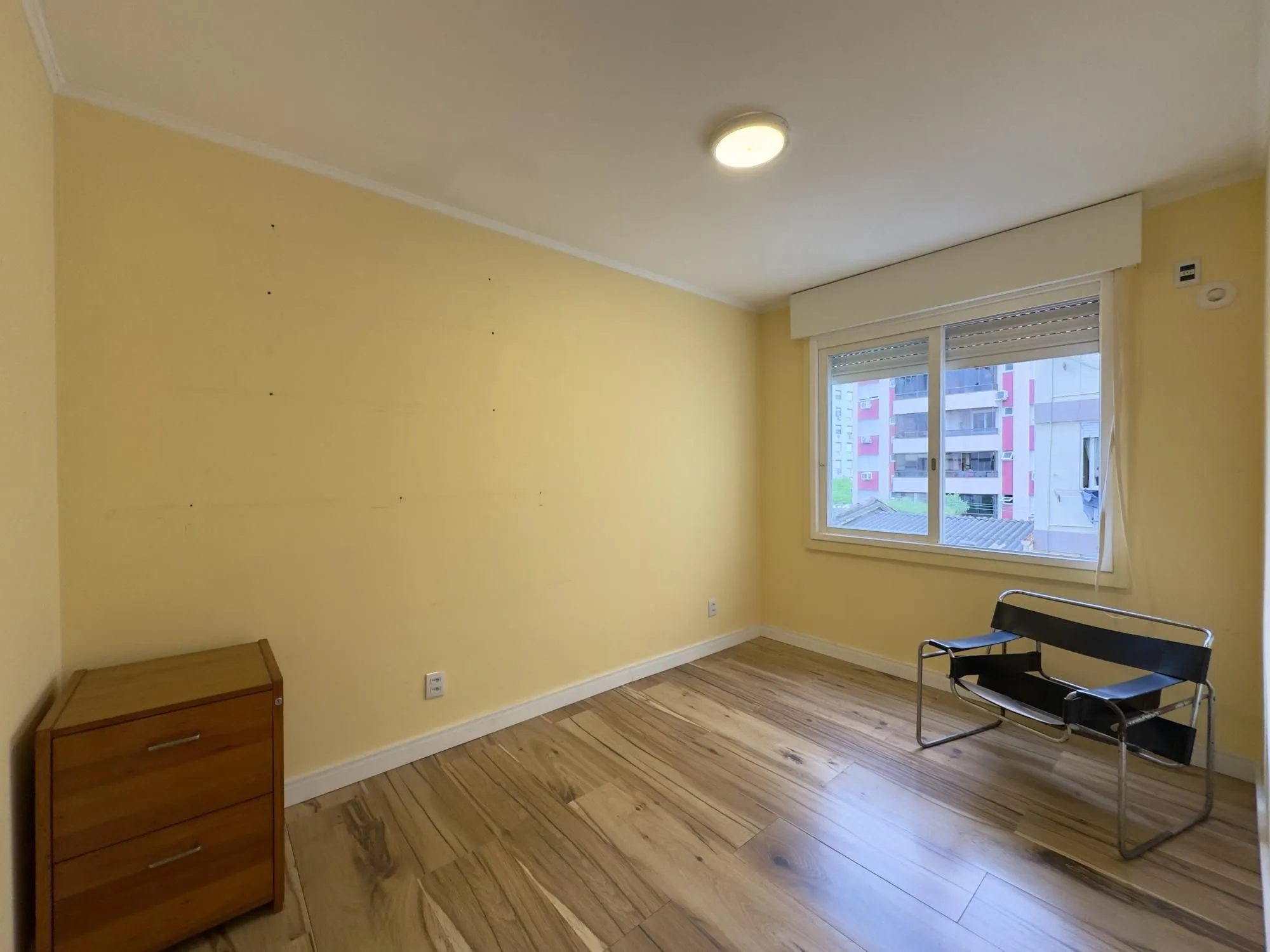 Imagem Apartamento 2 dormitórios, reformado e ensolarado no Centro Histórico